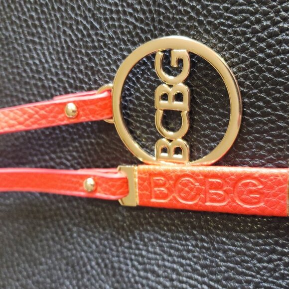 BCBG Paris reversible tote with crossbody bag - Picture 7 of 8